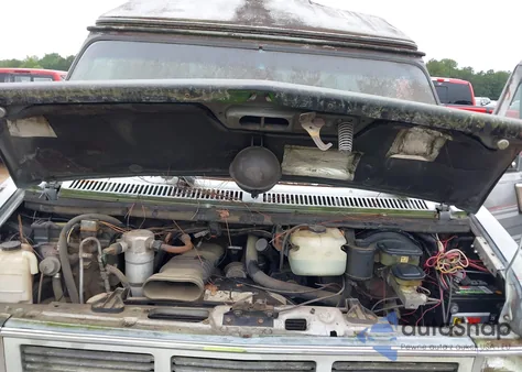 1989 GMC Rally Wagon / Van G2500 z USA, uszkodzony, nr VIN 1GDEG25KXK7513172